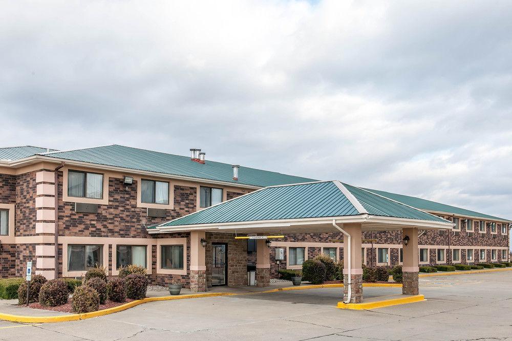 Quality Inn & Suites Danville Esterno foto