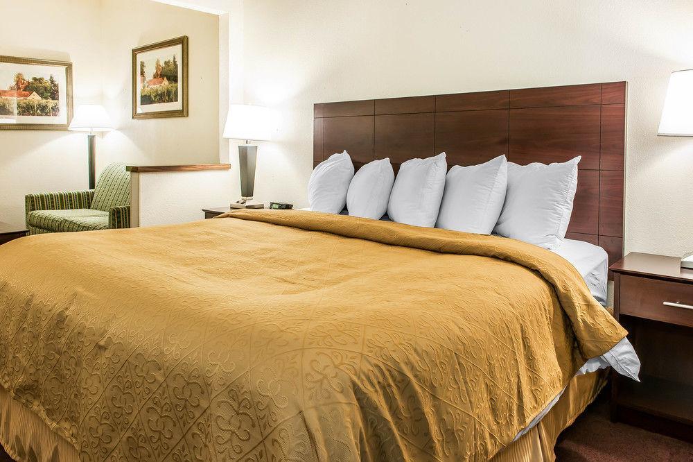 Quality Inn & Suites Danville Esterno foto