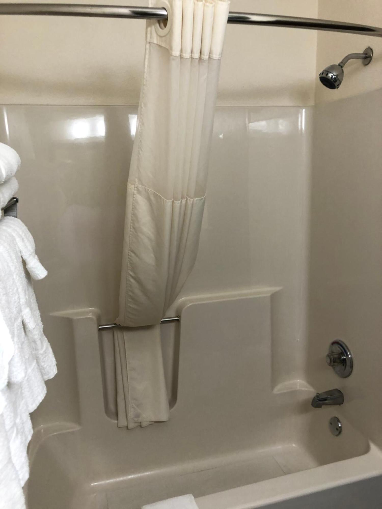 Quality Inn & Suites Danville Esterno foto