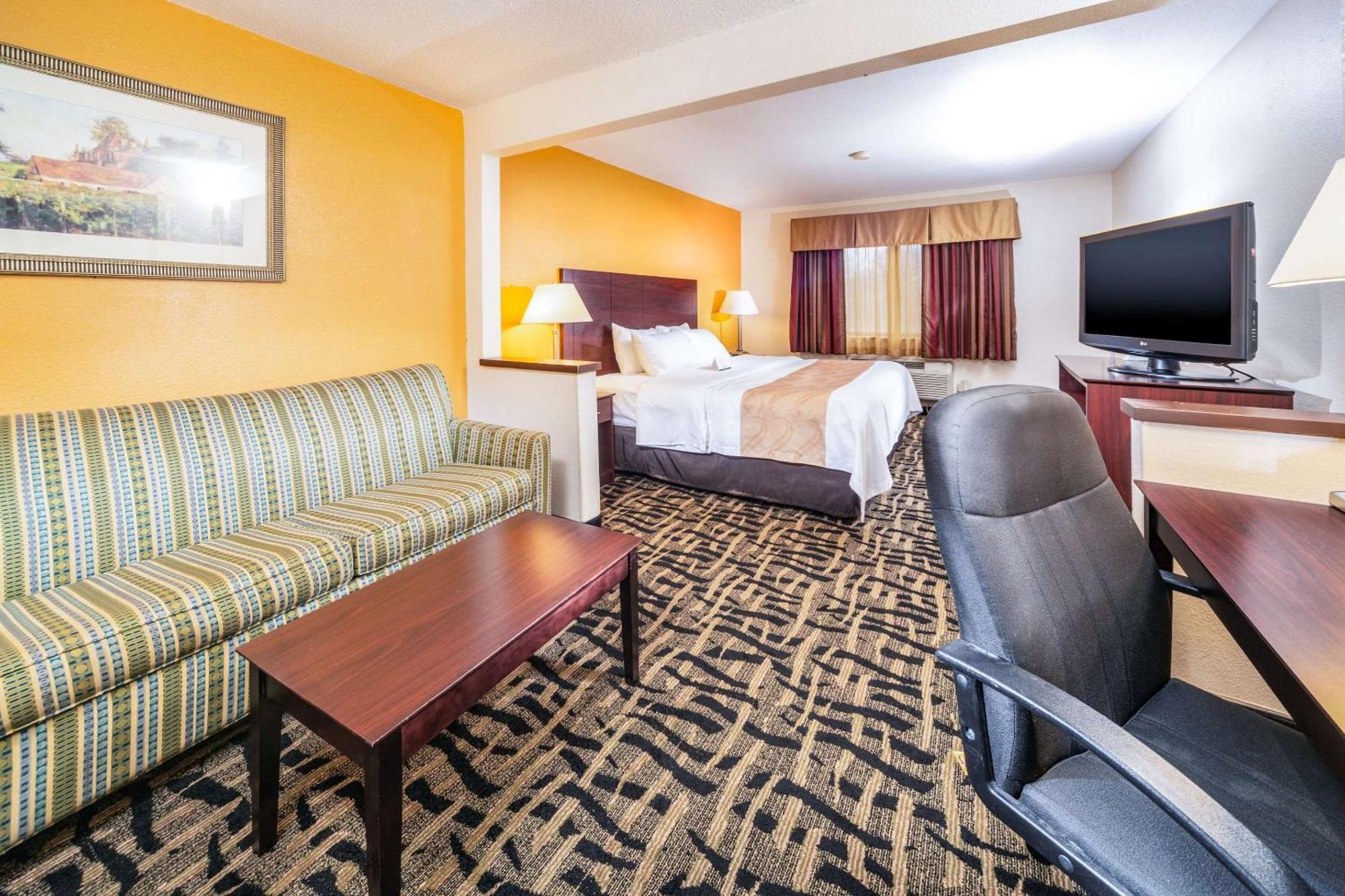 Quality Inn & Suites Danville Esterno foto