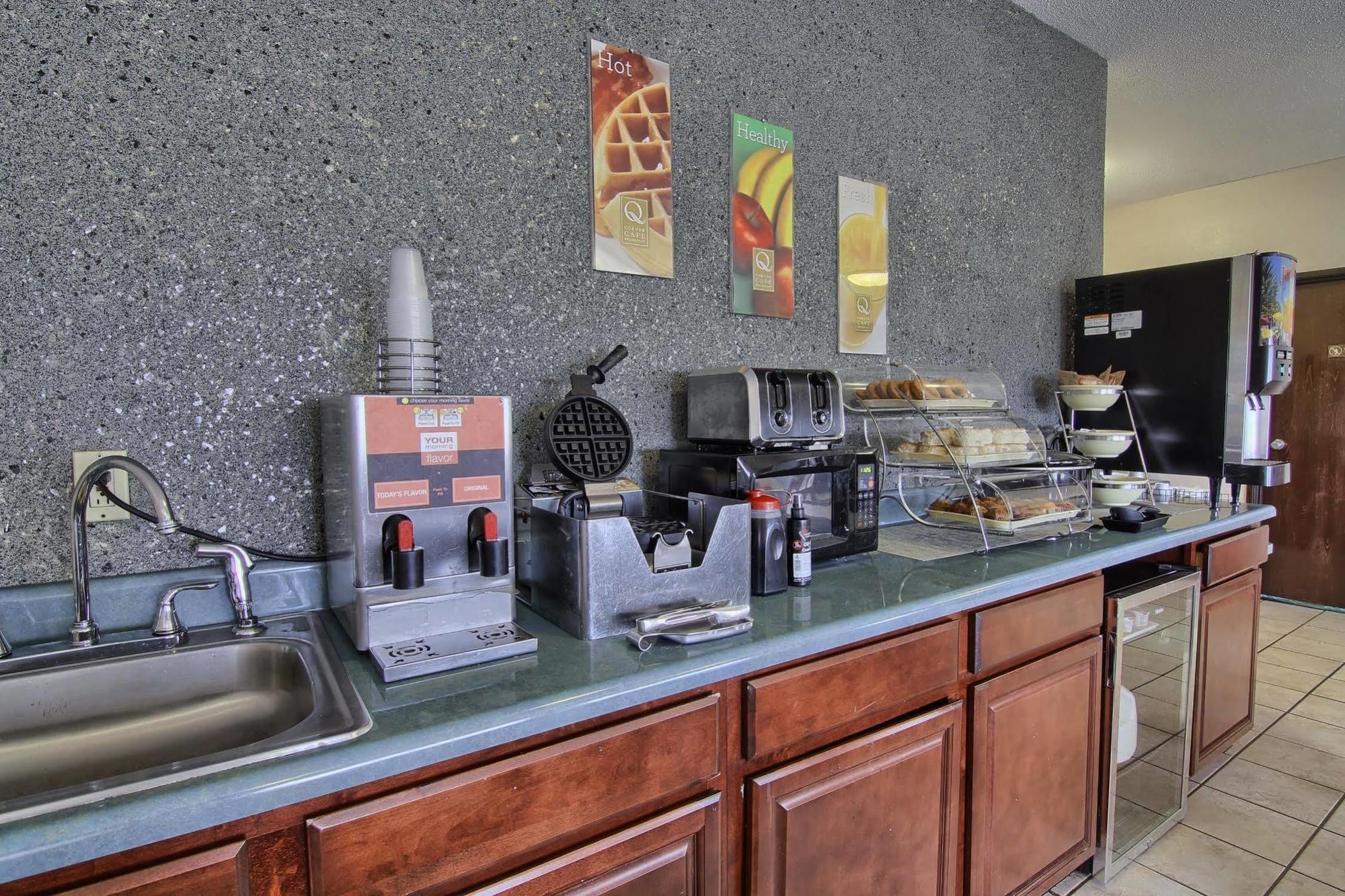 Quality Inn & Suites Danville Esterno foto