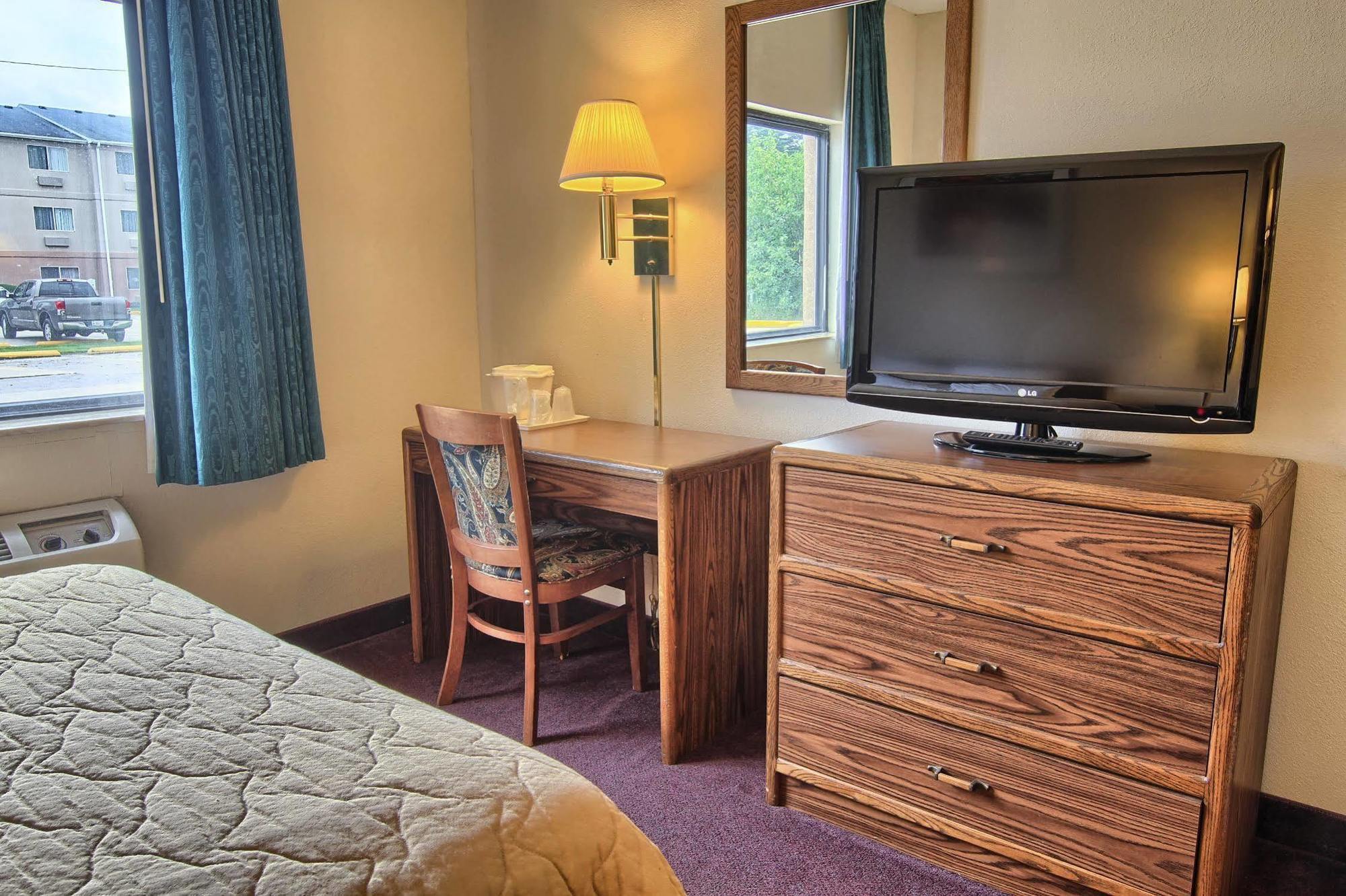 Quality Inn & Suites Danville Esterno foto
