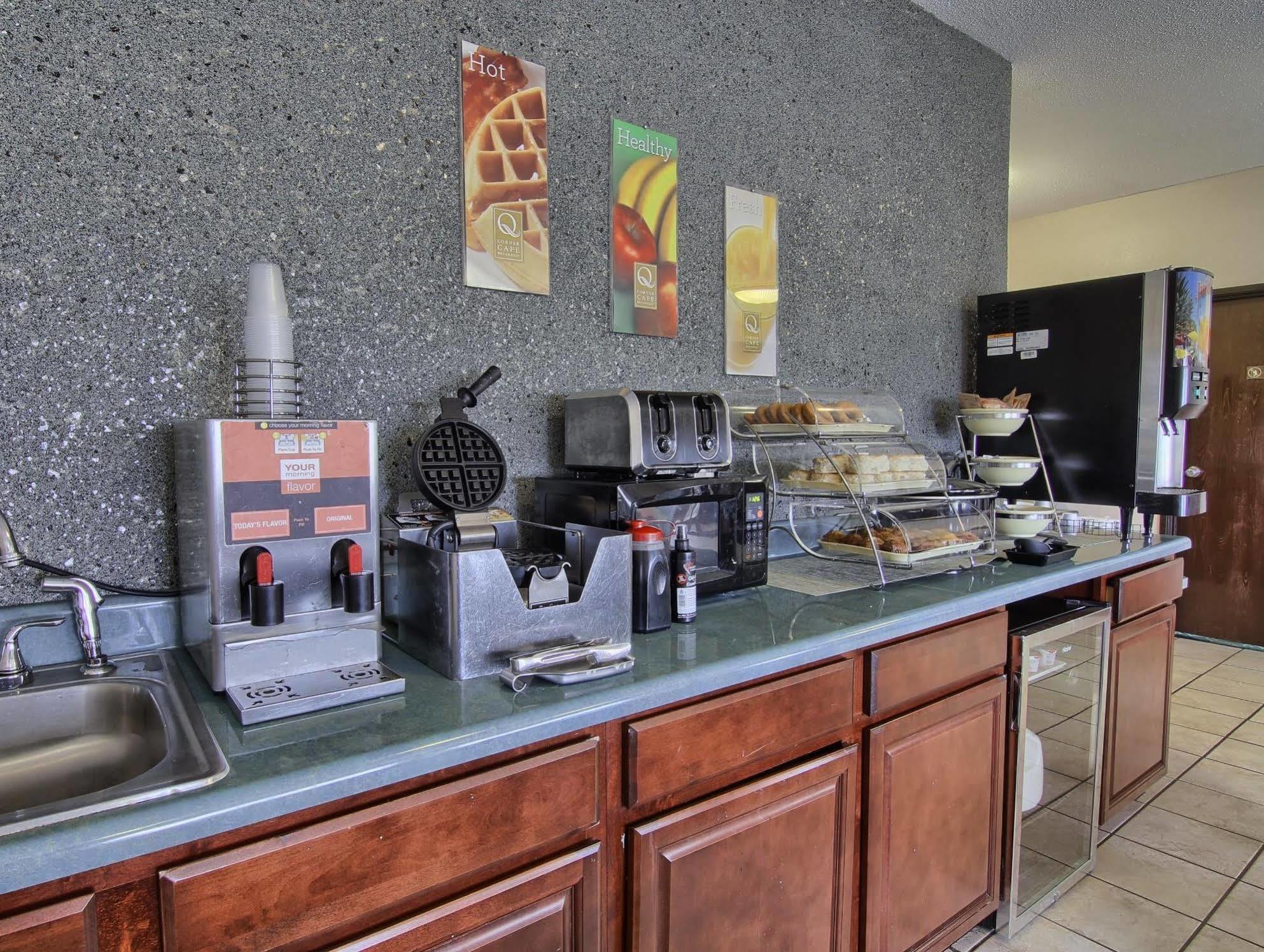 Quality Inn & Suites Danville Esterno foto