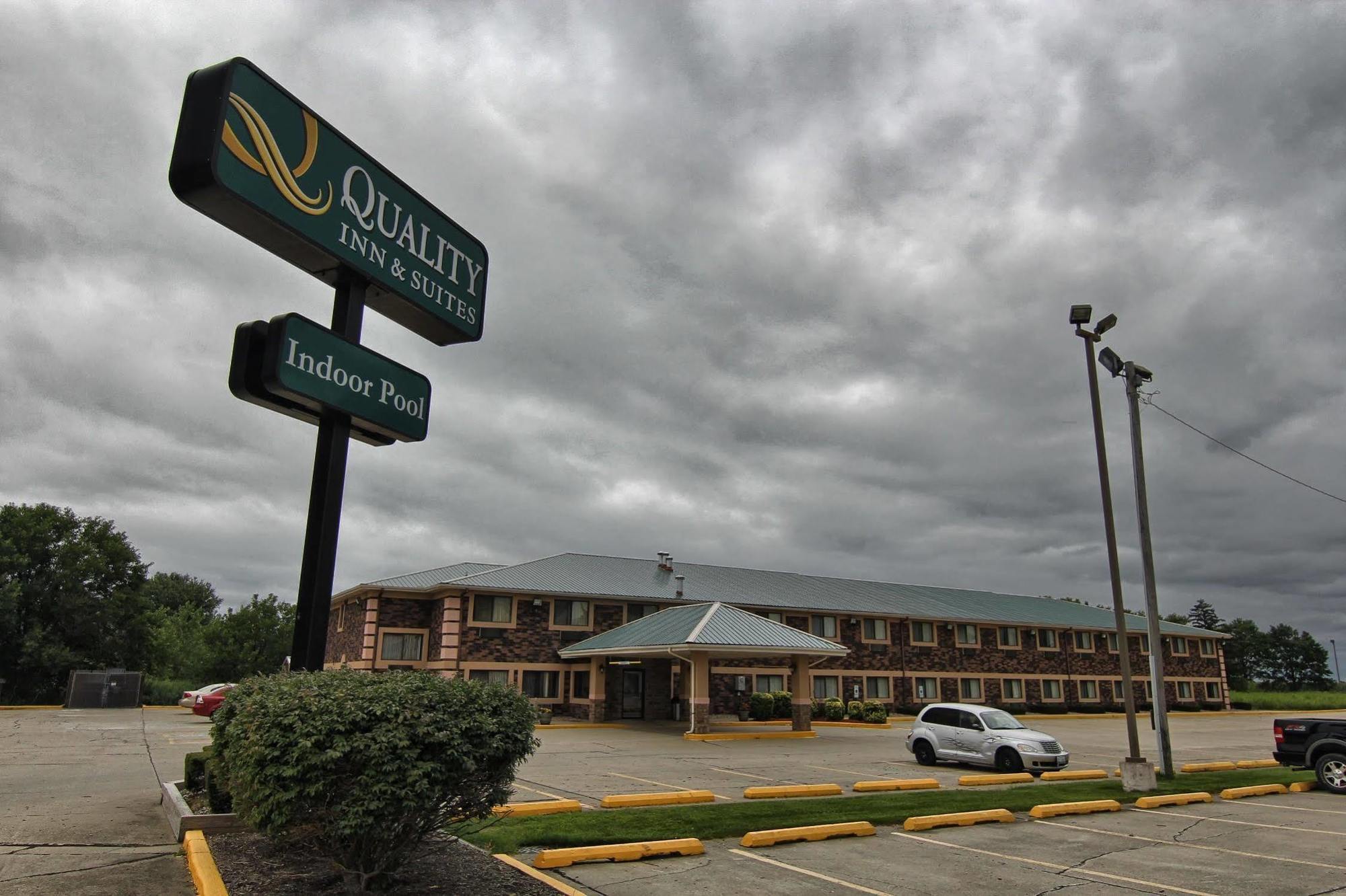Quality Inn & Suites Danville Esterno foto